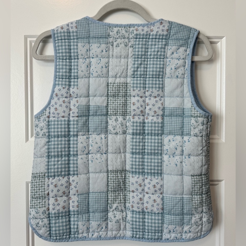 Stoosh Patchwork Quilted Vest Blue Floral Cottagecore Size Medium - Picture 2 of 3